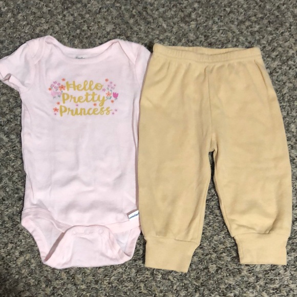 Baby Clothing Sets - Picture 5 of 7